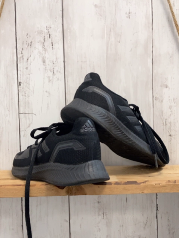 Adidas  Schuhe  Gr. 31  schwarz 