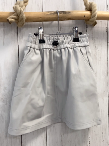 Zara  Rock Gr. 122  hellgrau 