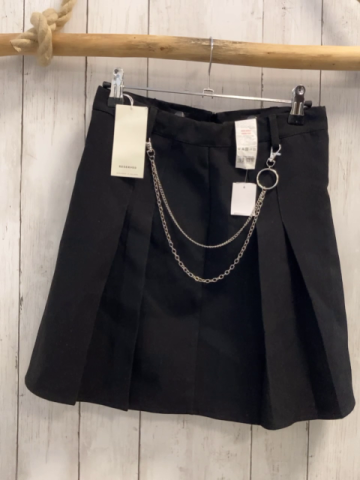 neu Reserved  Rock Gr. 164  schwarz mit silber Ketten NP 17,99 € 