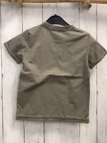   T-Shirt  Gr. 110  grau gelb glänzender Totenkopf 