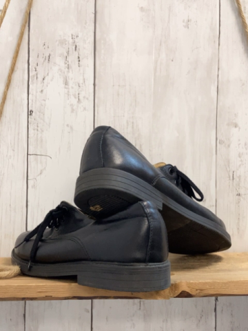  Schuhe  Gr. 35  schwarz 