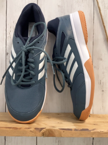 neu Adidas  Schuhe  Gr. 42  petrol-grau weiße Streifen schwarze Ferse