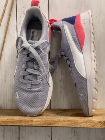 Puma  Schuhe  Gr. 38  grau lila + hellrote Ferse weiße Sohle 