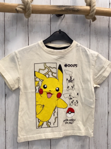 Pokemon T-Shirt Gr. 104  beige Pikachu