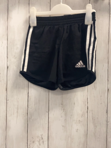Adidas  Sportshorts  Gr. 128  schwarz weiße Seitenstreifen 