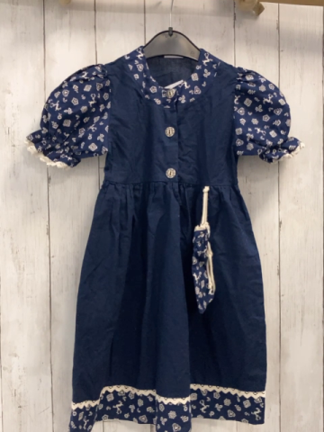 St. Peter Trachten  Kleid  Gr. 104  blau hellgrauer Druck mit Portemonnaie 