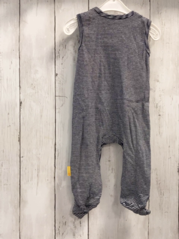 Steiff  Strampler  Gr. 62  schwarz weiße Streifen 