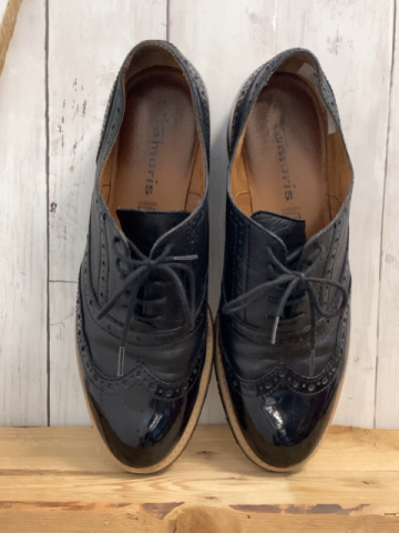 Tamaris Schuhe Gr. 41  schwarz Leder und Lackanteil