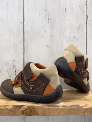 Elefanten  Schuhe  Gr. 20  braun orange beige 