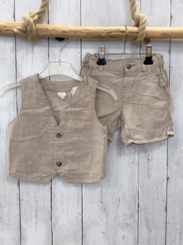 2tlg H&M Shorts + Weste Gr. 80  beige