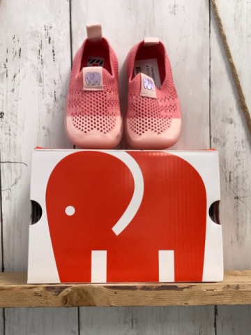 neu Elefanten  Hausschuhe  Gr. 20  lachs rosa mit Lochmuster NP 19,99 € 