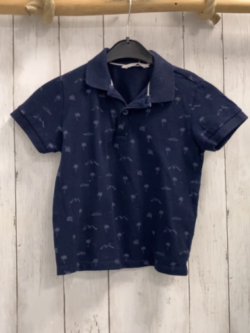 Mango Poloshirt  Gr. 110  blau graue Berge Palmen