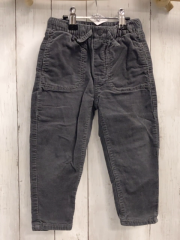 Zara  Hose  Gr. 104  grau Kord gefüttert Gummizugbund 