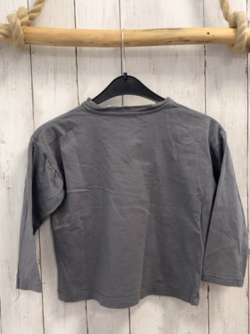 zara Langarmshirt Gr. 116  grau Schrift