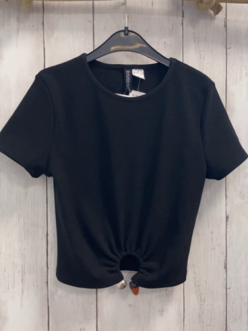 neu  H&M  T-Shirt  Gr. 158/164  schwarz mit Metallbügel am Saum NP 15,99 € 