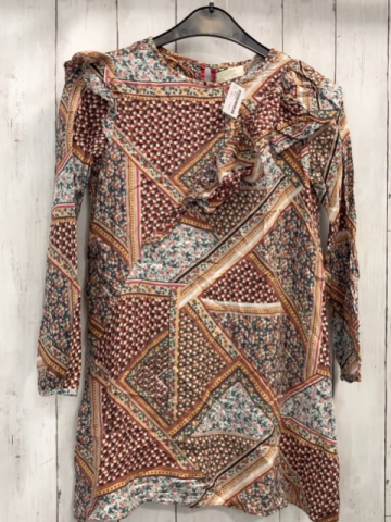 Zara  Kleid  Gr. 152  grau beige weiß bunte Blumen Rüschen 