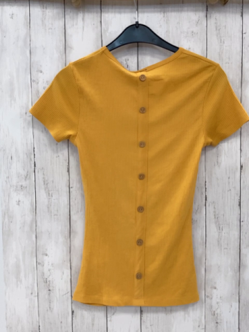 neu  T-Shirt  Gr. M mais Rippen Knöpfe auf der Rückseite NP 12,99 € 