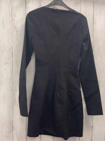 neu Zara  Kleid Gr. XS schwarz 