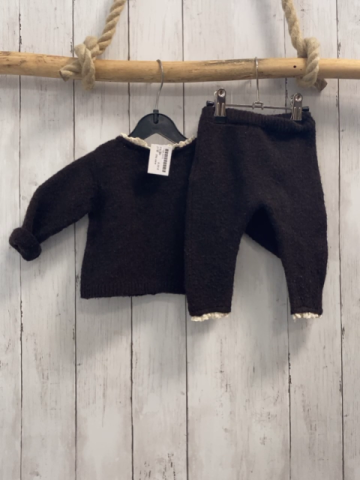 2tlg zara Strickjacke + Leggings Gr. 68  braun Strick Blusensaum