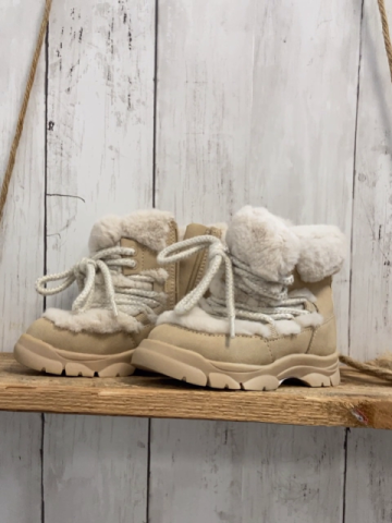 Zara  Boots  Gr. 22  beige  hellgrau Plüsch Schnürsenkel mit silber Glitzer 