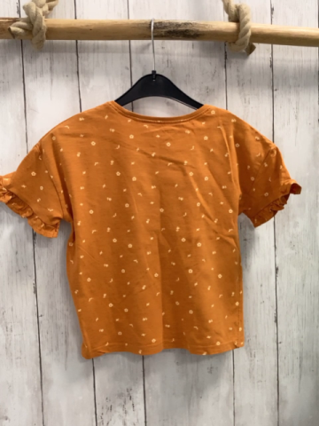 Next  T-Shirt Gr. 122  orange Rüschenbund an den Ärmeln Pferd beige Blumen 