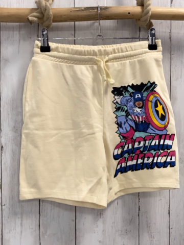 H&M  Shorts  Gr. 140  creme Captain America 