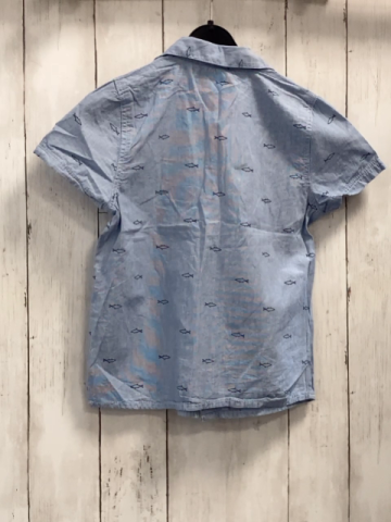   Sommerhemd  Gr. 116  hellblau weiße Streifen schwarze Haie 