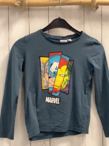 Marvel  Langarmshirt  Gr. 134  grau Marvelköpfe 