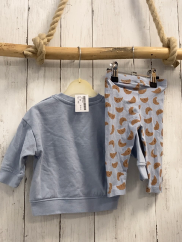 2tlg  Pullover + Leggings  Gr. 68  hellblau Crossant + Ei  