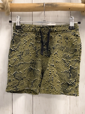 H&M  Shorts  Gr. 104  kiwi schwarz hellgrauer Druck schwarze Kordel 
