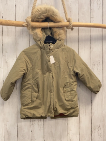 zara Winterjacke Gr. 104  helloliv Kunstfellbund an der Kapuze