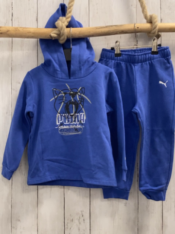 2tlg Puma  Pullover + Jogginghose  Gr. 98  lila Kapuze schwarzer Löwenkopf grau weiße Schrift 