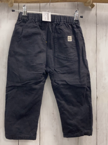 Zara  Hose  Gr. 98  grau gefüttert Bund verstellbar 