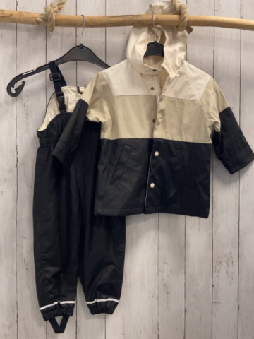 2tlg Zara  Regenanzug  Gr. 98  weiß beige schwarz + schwarz gefüttert 