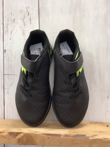 Decathlon  Schuhe  Gr. 28  schwarz hellgrün 