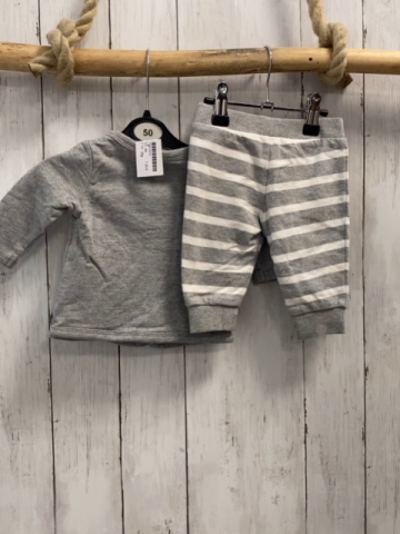2tlg  Sweatjacke + Jogginghose  Gr. 56  grau + grau weiße Streifen 