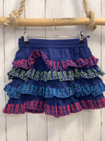   Rock Gr. 152  blau Rüschen mit rot hellgrün hellblauer Lochstickerei
