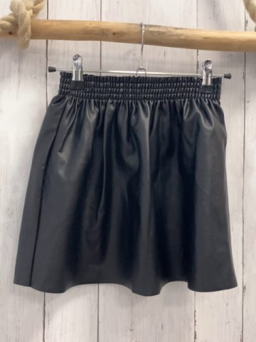 H&M  Rock Gr. 122/128  schwarz lederoptik