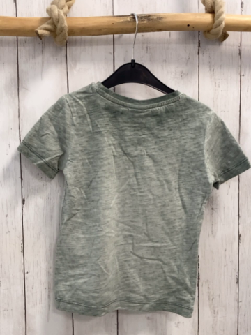 S´Oliver  T-Shirt  Gr. 104  hellgrau hellblau weißes Peacezeichen 