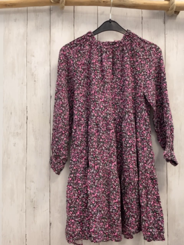 Zara  Kleid  Gr. 134  schwarz pink rosa lavendel Blumen