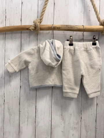 2tlg H&M  Sweatjacke + Jogginghose  Gr. 56  creme graue Punkte + Bund 