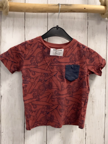 Vertbaudet  T-Shirt  Gr. 92  rostrot graue Skateboards + Fahrräder 