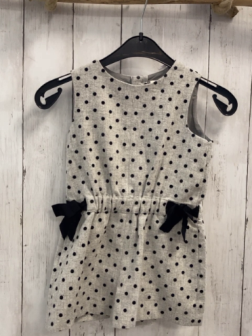 Zara  Kleid  Gr. 104  hellgrau schwarze Punkte + Schleifen 