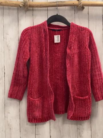   Strickjacke Gr. 134  dunkler himbeerton