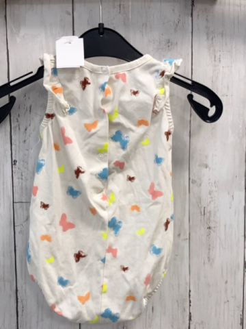 Esprit  Playsuit  Gr. 68  weiß bunte Schmetterlinge 