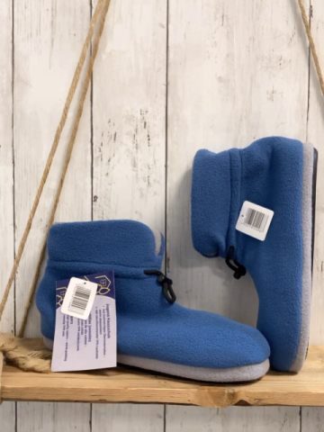 neu  Hausschuhe  Gr. 36  hellblau Fleece graue Sohle 