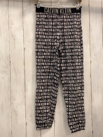 Calvin Klein Leggings  Gr. 134  schwarz weiße graue Schrift 