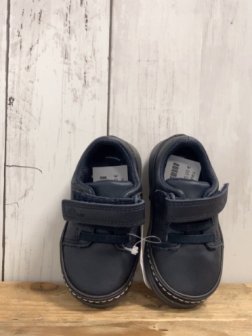 Clarks neu Schuhe Gr. 18,5  blau weiße Nähte NP reduzierz auf 18,99€