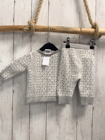 2tlg DKNY Strickjacke + Hose Gr. 56  grau weiß