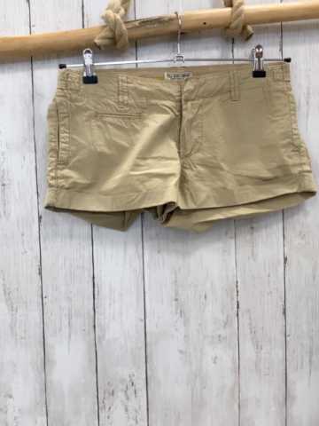 Ralph Lauren  Shorrs  Gr. 28  beige umschlag